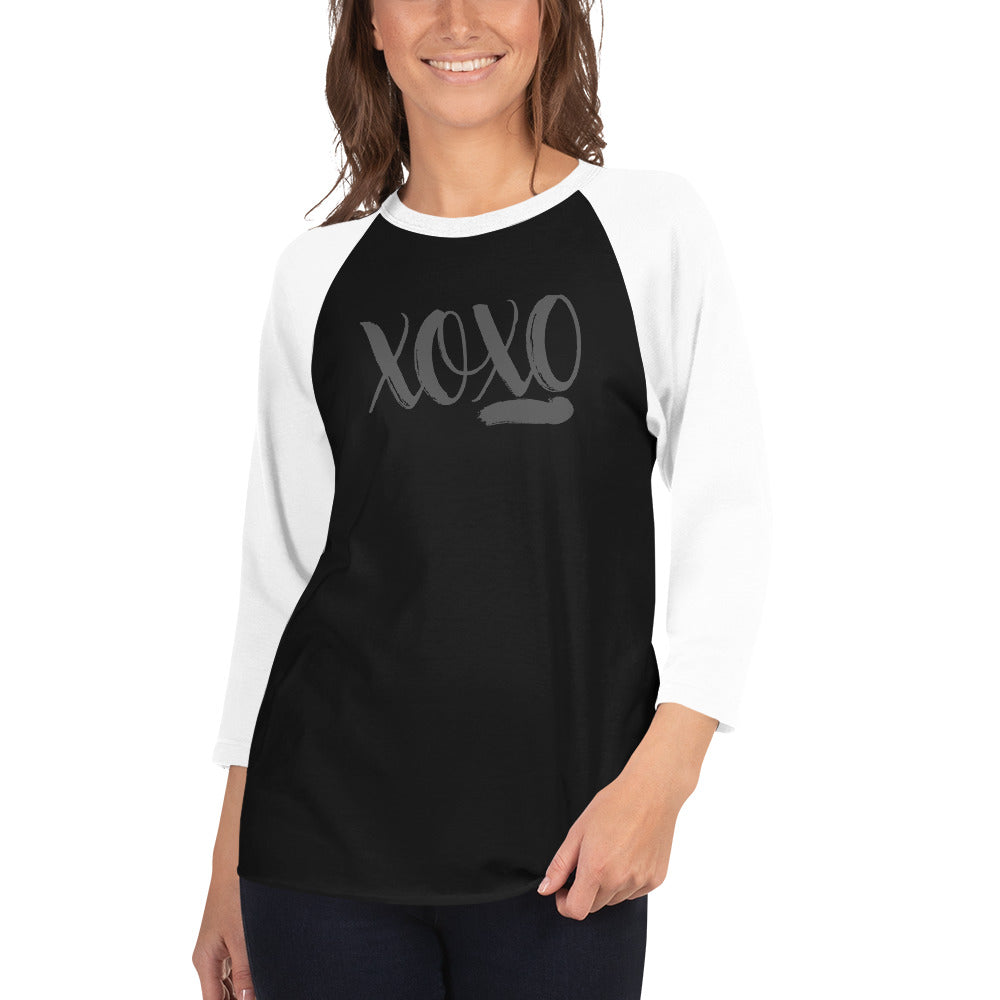 XOXO Women's 3/4 Sleeve Raglan Shirt