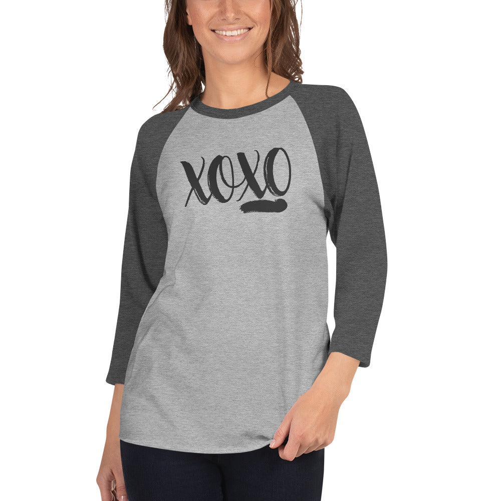 XOXO Women's 3/4 Sleeve Raglan Shirt