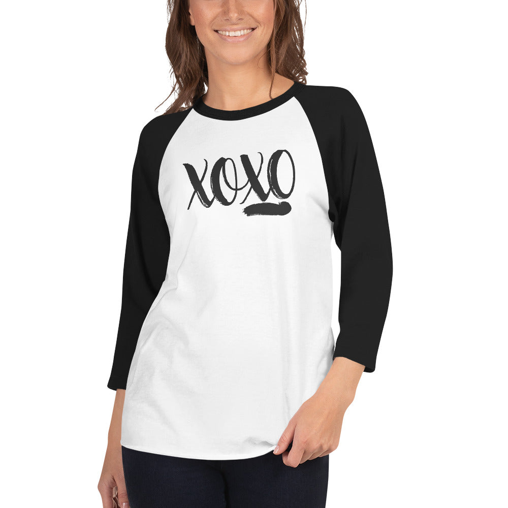 XOXO Women's 3/4 Sleeve Raglan Shirt